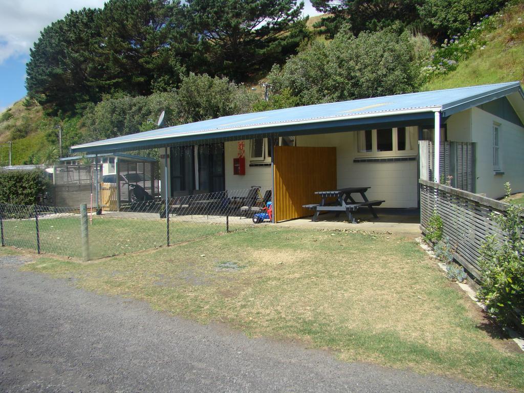 Port Waikato Holiday Park Habitación foto
